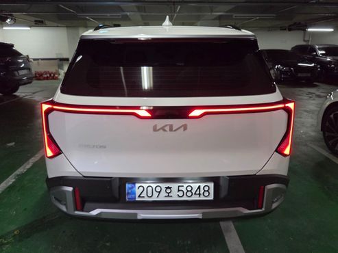 Kia Seltos Gasoline 1.6T 2WD Signature — пробег 950 км — фото 4 из 5
