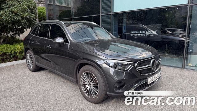 Mercedes-Benz GLC-Class GLC220 d 4MATIC — пробег 4 400 км — фото 1 из 5