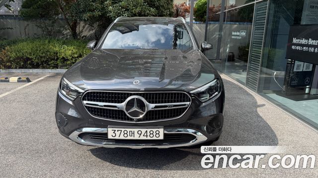 Mercedes-Benz GLC-Class GLC220 d 4MATIC — пробег 4 400 км — фото 2 из 5