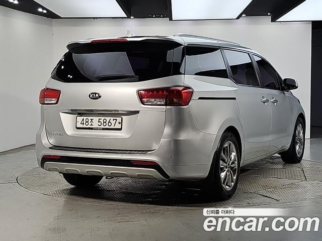 Kia Carnival из Кореи Encar