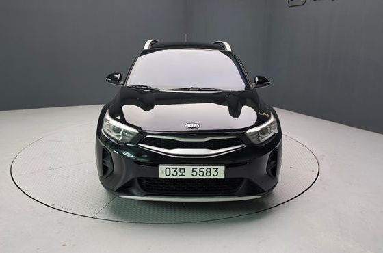 Kia Stonic Diesel 1.6 Deluxe — пробег 141 713 км — фото 2 из 5