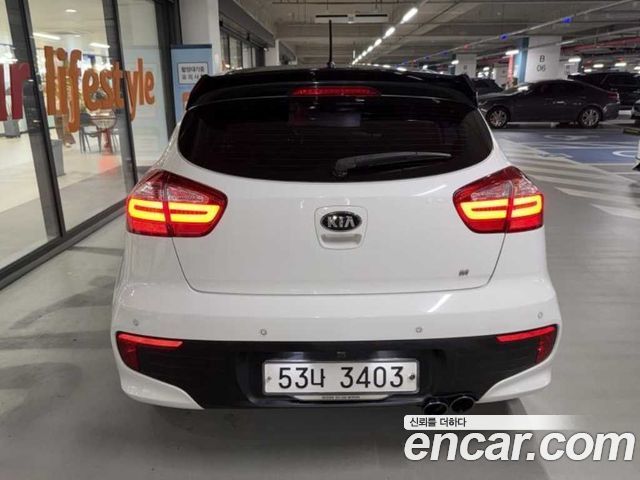 Kia pride 5DR 1.6 GDI Luxury — пробег 87 677 км — фото 3 из 5
