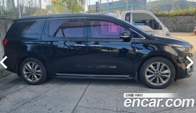 Kia Carnival 9-seater Noblesse — пробег 137 633 км — фото 2 из 5