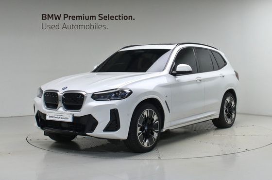 BMW iX3 M Sports — пробег 27 545 км — фото 1 из 5
