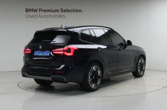 BMW iX3 M Sports — пробег 59 321 км — фото 2 из 5