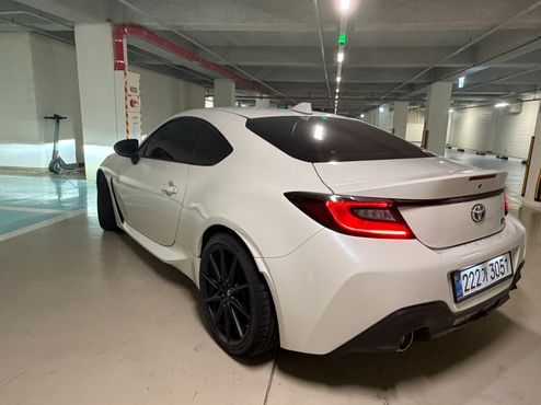 Toyota 86 2.4 Premium — пробег 2 700 км — фото 2 из 5