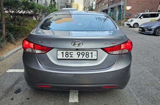 Hyundai AVANTE M16 GDI Luxury — пробег 230 000 км — фото 5 из 5