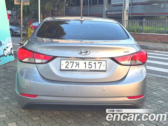 Hyundai AVANTE 1.6 GDi Smart Standard — пробег 189 647 км — фото 3 из 5