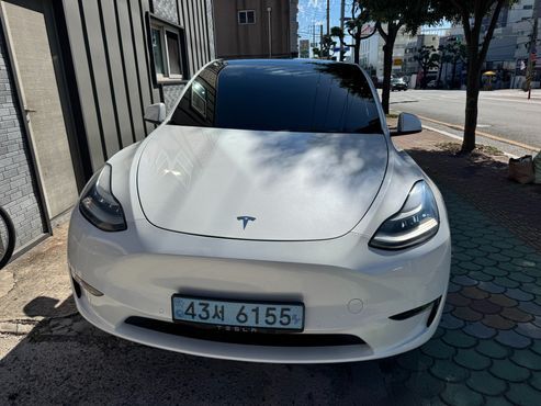 Tesla Model Y Standard Range RWD — пробег 103 200 км — фото 3 из 5