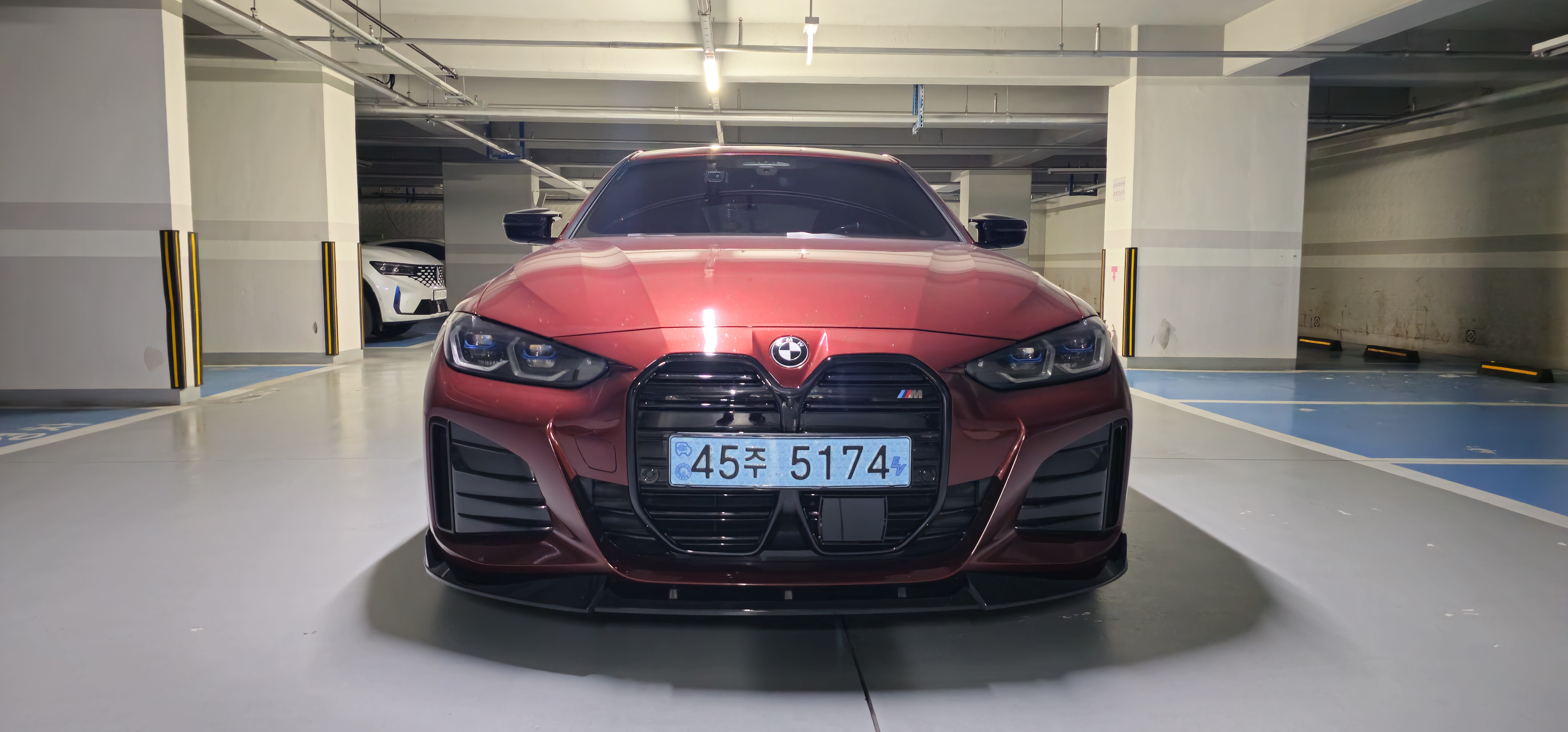 BMW i4 M50 Pro — пробег 46 900 км — фото 2 из 5