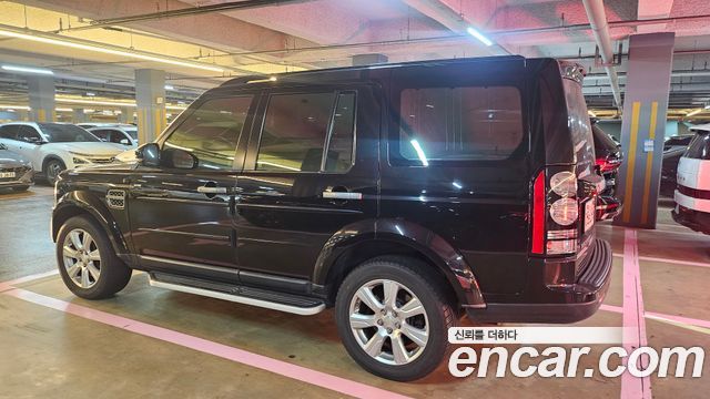 Land Rover Discovery 3.0 SDV6 SE — пробег 180 100 км — фото 1 из 5
