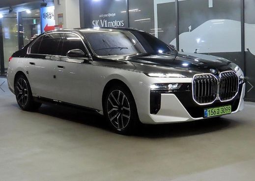 BMW 7-Series 740d xDrive M Sport — пробег 11 047 км — фото 1 из 5