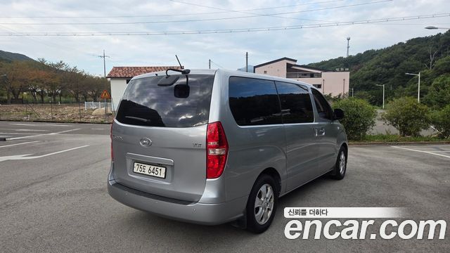 Hyundai Starex Wagon 12-Seater Smart — пробег 110 225 км — фото 4 из 5