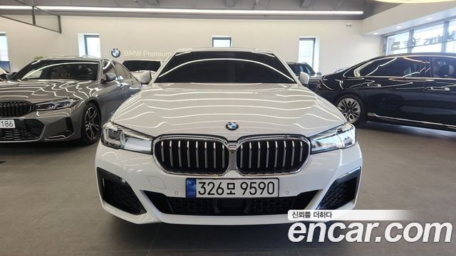 BMW 5-Series 530i M Sport Package — пробег 34 654 км — фото 3 из 5
