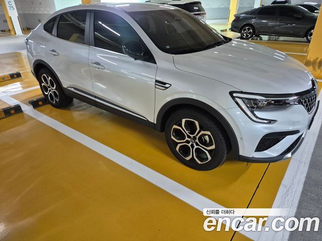 Renault (Samsung) Arkana 1.6 E-TECH Iconic — пробег 3 328 км — фото 3 из 5