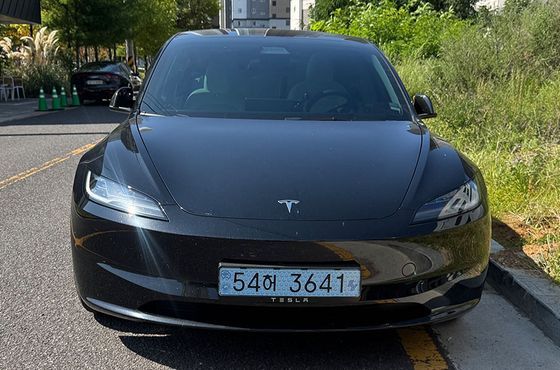 Tesla Model 3 RWD — пробег 8 810 км — фото 1 из 5