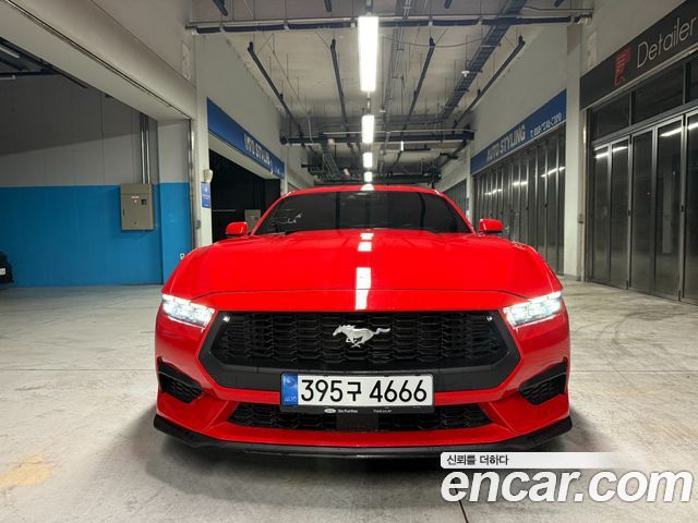 Ford Mustang 2.3 EcoBoost Premium Coupe — пробег 9 683 км — фото 1 из 5