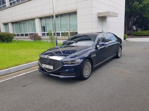 Genesis G90 5.0 AWD Limousine Prestige — пробег 84 655 км — фото 2 из 5