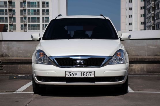 Kia Carnival New Carnival Limousine GLX — пробег 165 070 км — фото 3 из 5