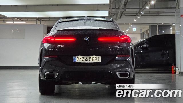 BMW X6 xDrive40i M Sport — пробег 8 755 км — фото 3 из 5
