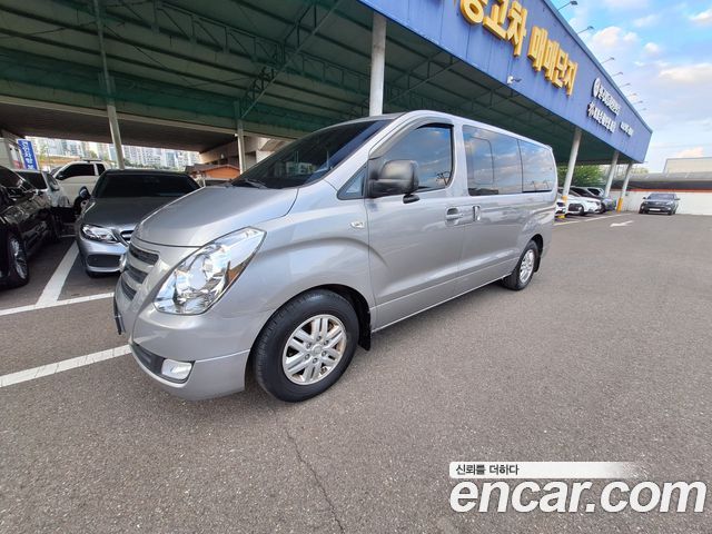 Hyundai Starex 11-Seater Wagon Modern — пробег 200 000 км — фото 1 из 5