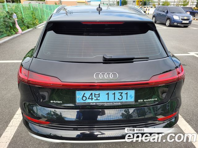 Audi e-tron 55 Quattro — пробег 148 000 км — фото 4 из 5