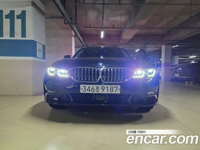 BMW 3-Series 330i xDrive Luxury — пробег 38 063 км — фото 3 из 5