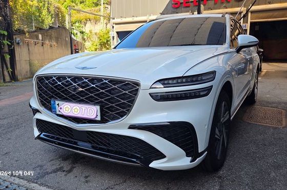Genesis GV70 2.5T Gasoline AWD — пробег 9 789 км — фото 1 из 5