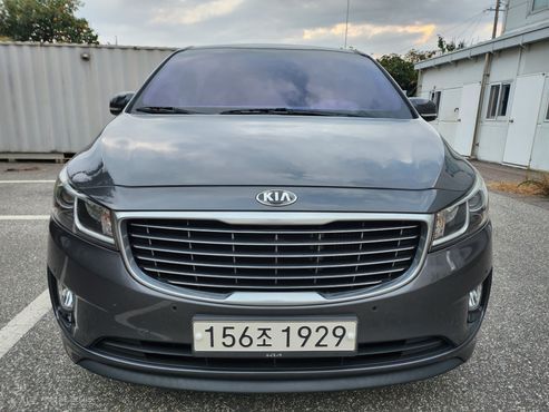 Kia Carnival 9-seater Prestige — пробег 150 000 км — фото 1 из 5