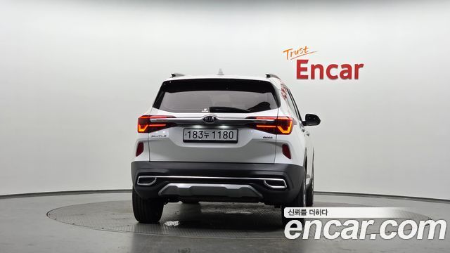 Kia Seltos из Кореи Encar