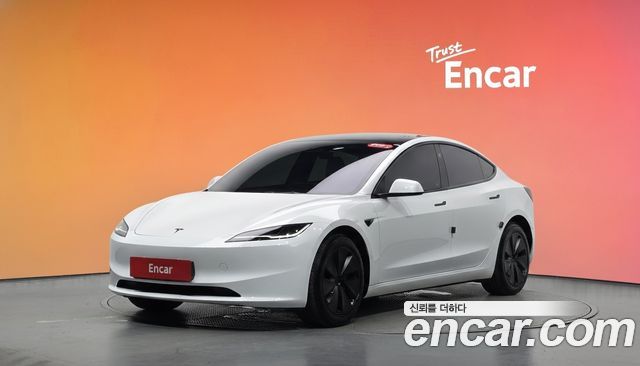 Tesla Model 3 Long Range AWD — пробег 12 396 км — фото 1 из 5