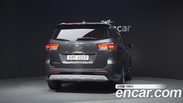 Kia Carnival из Кореи Encar