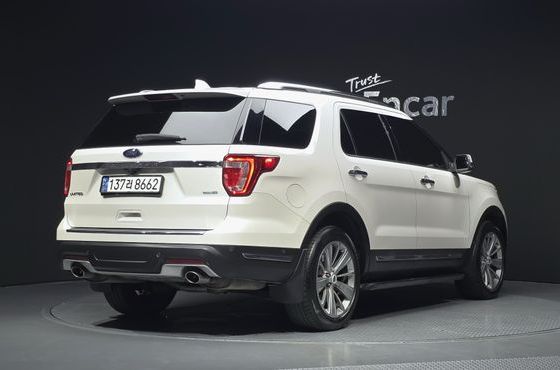 Ford Explorer 2.3 Limited 4WD 5th — пробег 125 997 км — фото 2 из 5