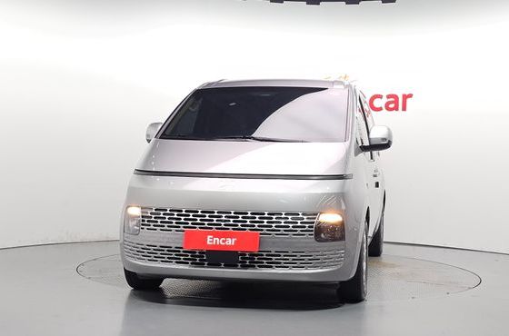 Hyundai Staria Cargo 3-Seater Modern — пробег 24 700 км — фото 3 из 5