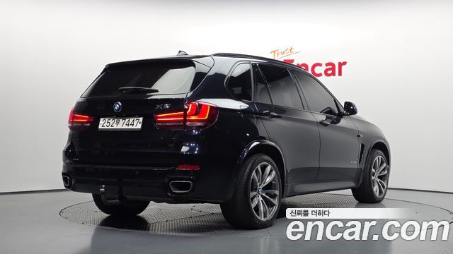 BMW X5 xDrive 40d — пробег 128 078 км — фото 2 из 5