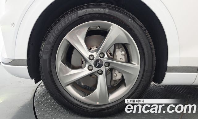 Genesis GV70 из Кореи Encar