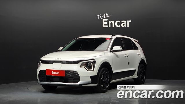 Kia Niro Air — пробег 150 730 км — фото 1 из 5