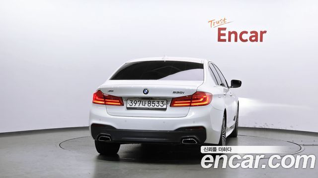 BMW 5-Series 530i M Sport Package Plus — пробег 110 721 км — фото 4 из 5