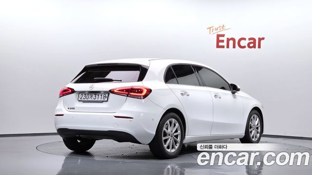 Mercedes-Benz A-Class A220 Hatchback — пробег 60 108 км — фото 2 из 5