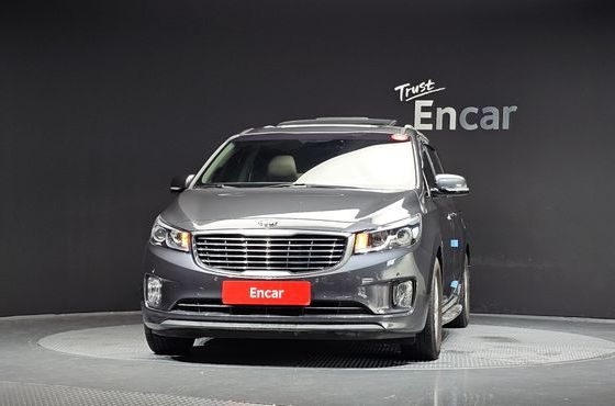 Kia Carnival 11-seater Luxury — пробег 121 008 км — фото 3 из 5