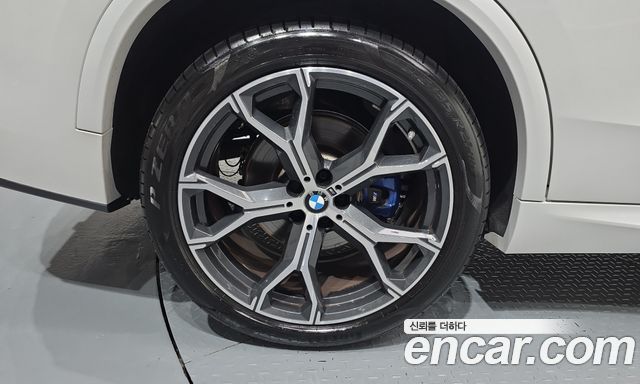 BMW X5 xDrive 40i M Sport — пробег 39 135 км — фото 5 из 5