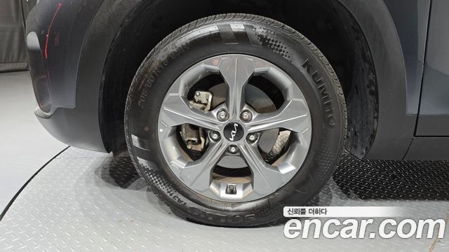 Kia Seltos из Кореи Encar