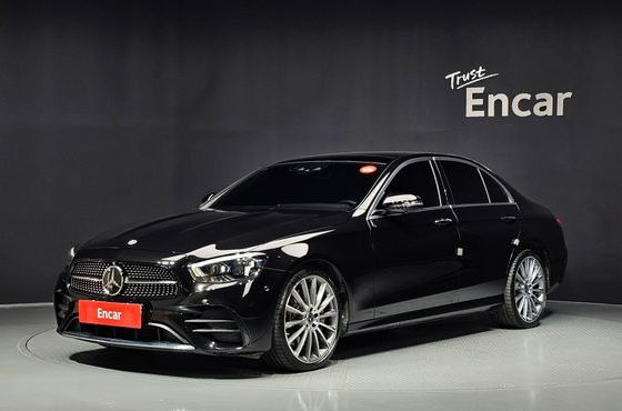 Mercedes-Benz E-Class E350 4MATIC AMG Line — пробег 37 216 км — фото 1 из 5
