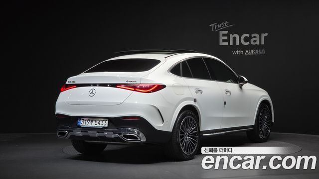 Mercedes-Benz GLC-Class GLC300 4MATIC Coupe — пробег 21 000 км — фото 2 из 5