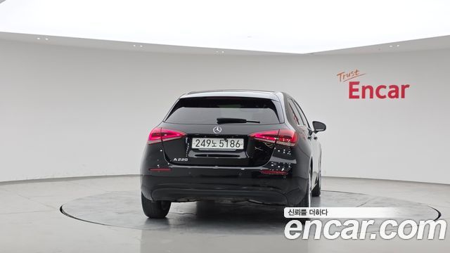 Mercedes-Benz A-Class из Кореи Encar