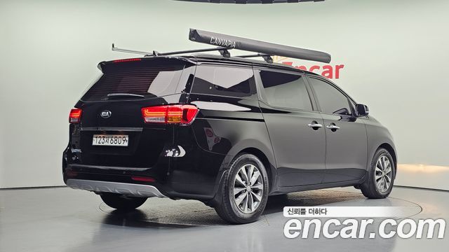 Kia Carnival из Кореи Encar