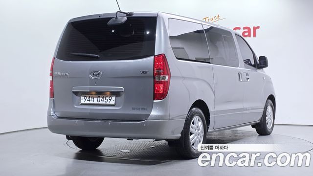 Hyundai Starex Van 5-Seater Modern — пробег 104 672 км — фото 2 из 5