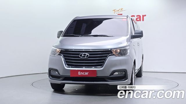 Hyundai Starex Van 5-Seater Modern — пробег 104 672 км — фото 3 из 5