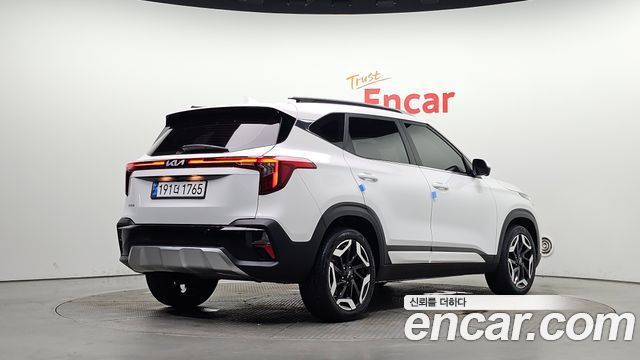 Kia Seltos из Кореи Encar