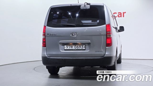 Hyundai Starex Van 3-Seater Style — пробег 308 729 км — фото 4 из 5